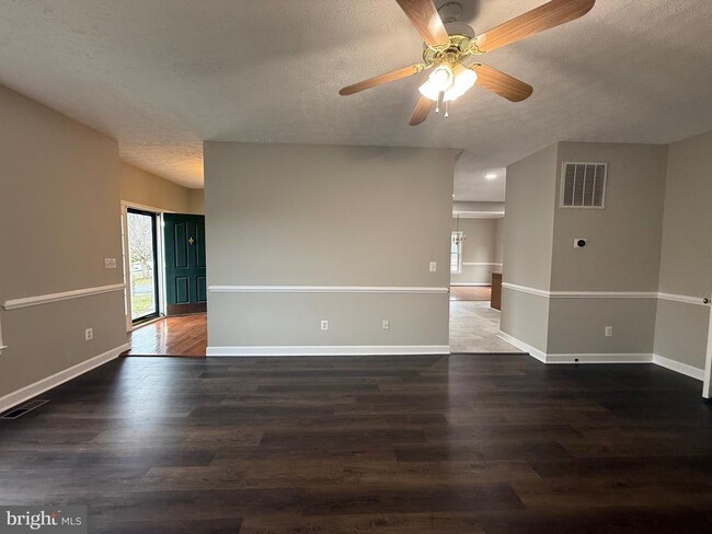 Building Photo - 4116 Derbyshire Ln