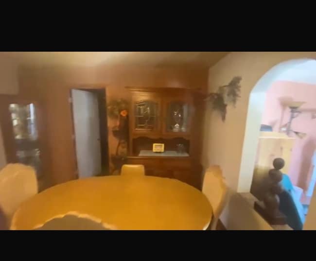 Building Photo - 5638 Block Ave