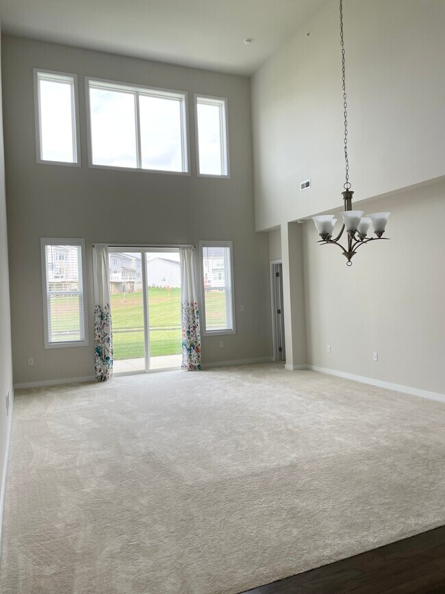 Foto del edificio - 1104 Whipple Rd