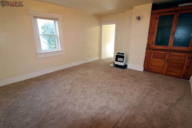 Building Photo - 1 br, 1 bath House - 13 Garrison Street
