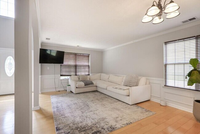 Foto del edificio - 14065 Crabapple Lake Dr
