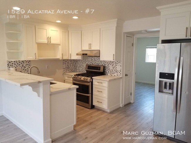 Building Photo - 1529 Alcatraz Ave