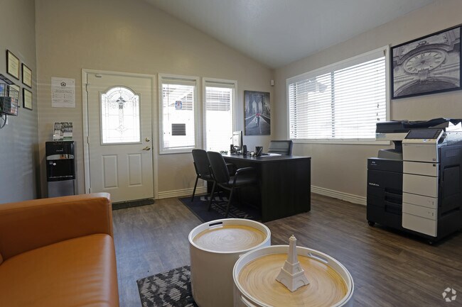 Oficina - Tempe Park Place Apartments