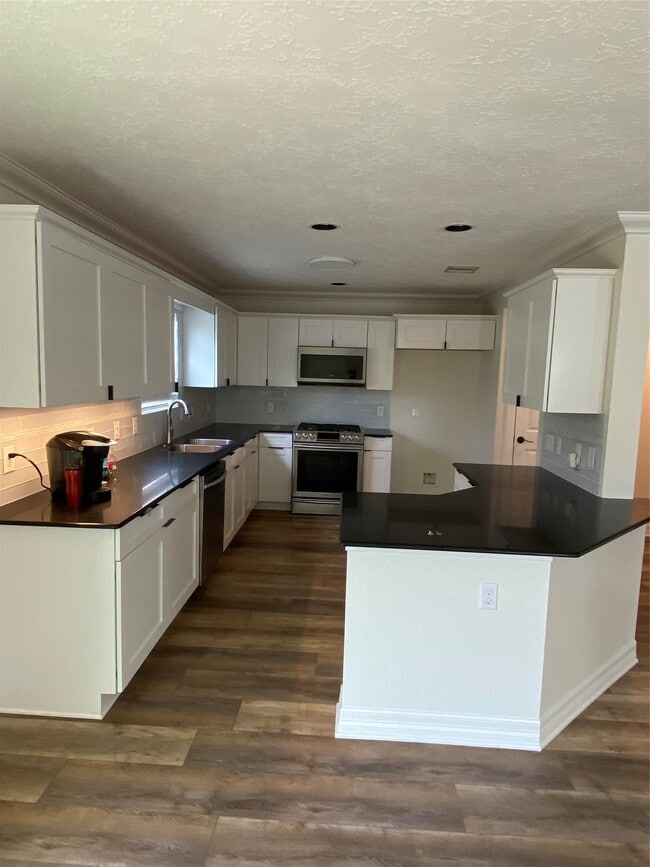 Building Photo - 2915 Beacon Grove St