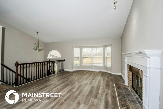 Building Photo - 5354 Trailview Dr