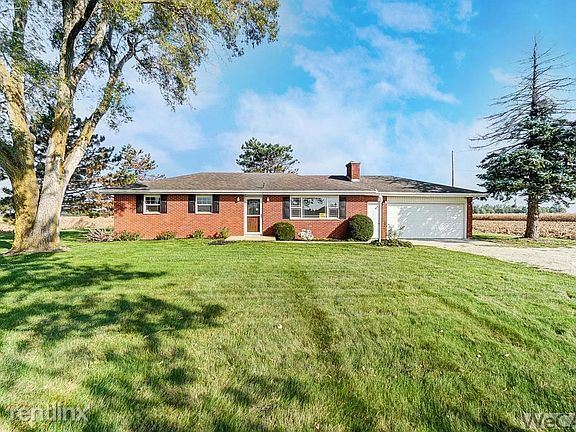 Primary Photo - 2050 Diller Rd