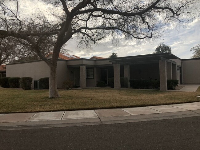 Building Photo - Perfect & Newly Updated Vacation Home, 45+...