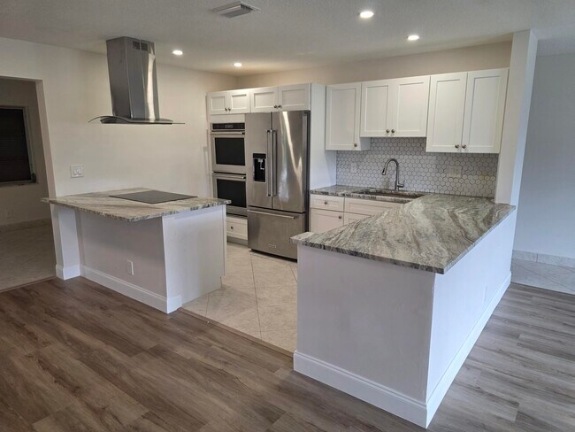 Building Photo - 14243 El Clavel Way