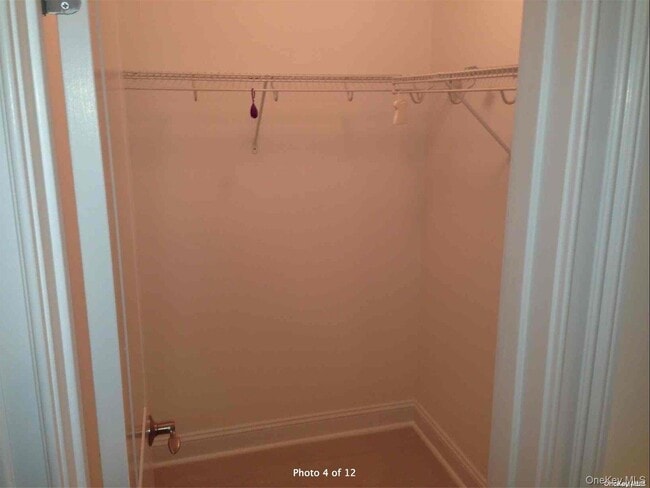 Building Photo - 3-06-6 Soundview Ln