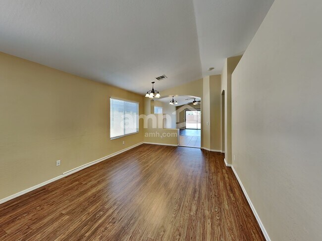 Foto del edificio - 10027 W Southgate Ave
