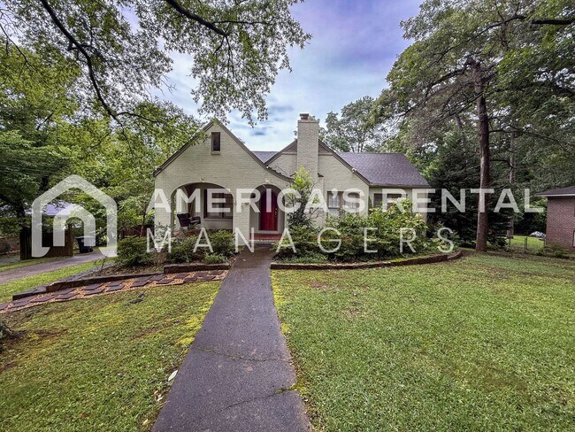 Building Photo - Gorgeous Home in Birmingham, AL For Rent!!...