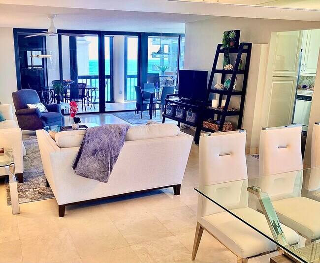 Foto del edificio - 5380 N Ocean Dr