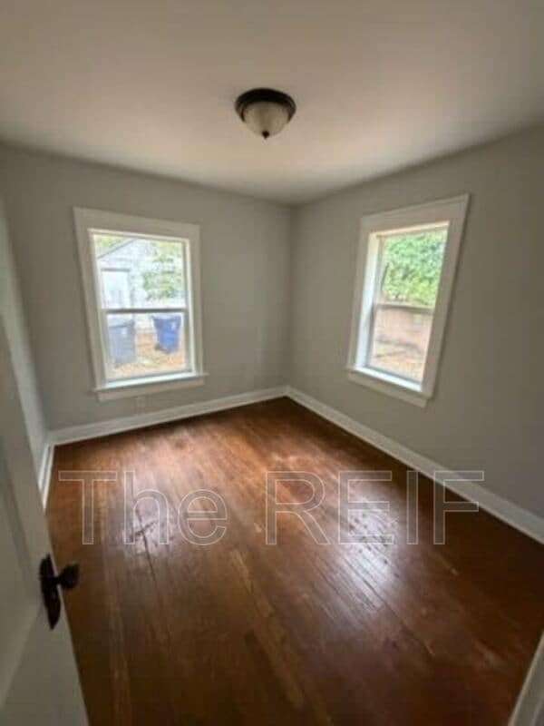 Foto del edificio - 912 Hammond St