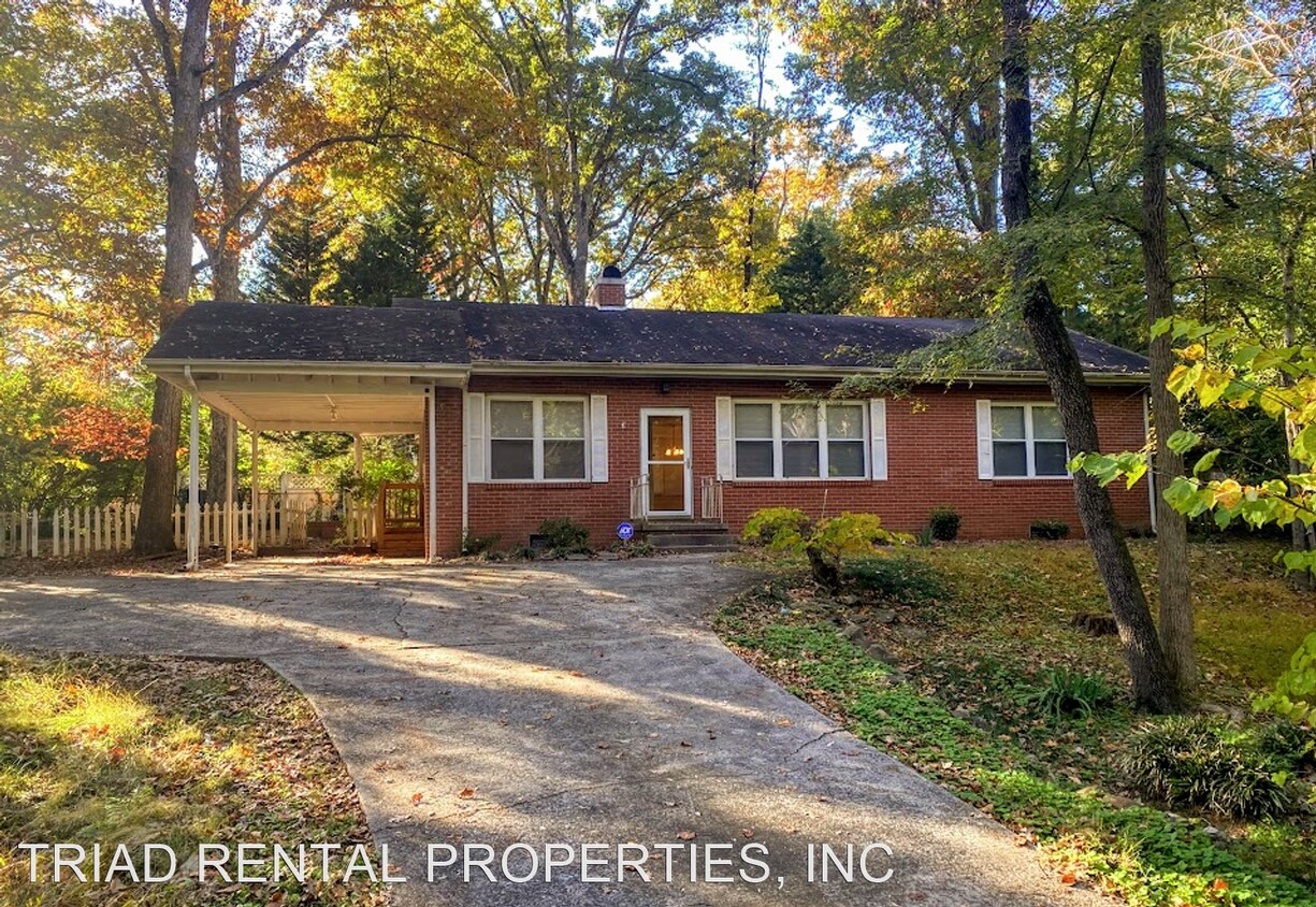 Foto principal - 2 br, 1 bath House - 711 MOUNTAIN ROAD