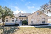 Foto principal - 17 Creek Side Dr