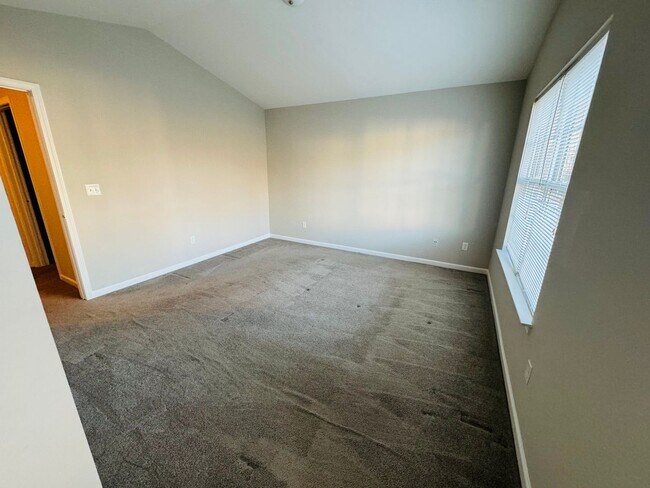 Foto del edificio - 5420 Henderson Oaks Dr