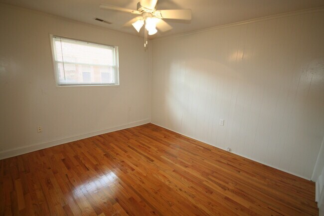 Foto del edificio - Renovated Duplex Unit / Carport / W&D / Ne...