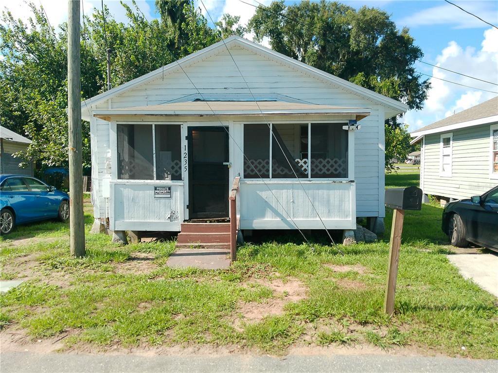 Primary Photo - 1235 Laurel St