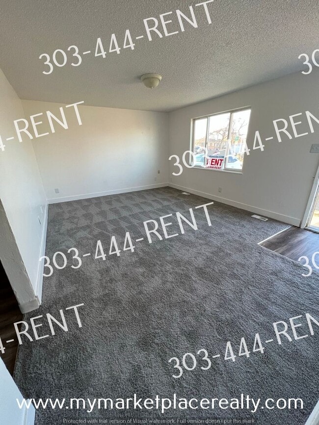 Building Photo - 4 Bedroom 2 Bathroom Single Family Home in...