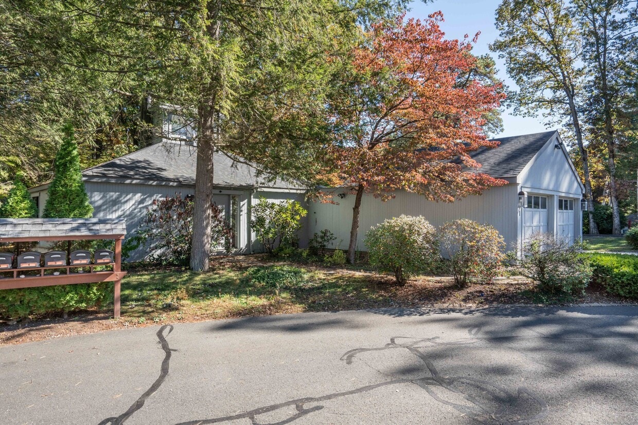 Foto principal - 1 Morningside Ct