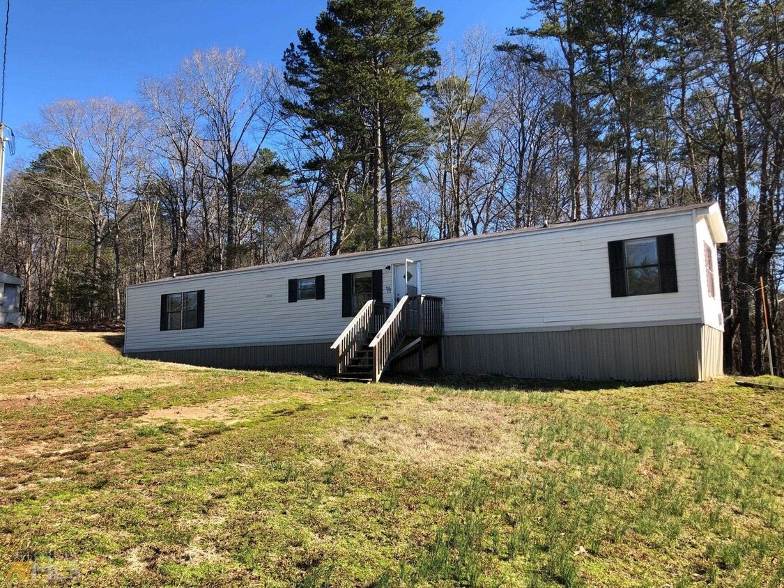 Primary Photo - 1560 Grindle Bridge Rd