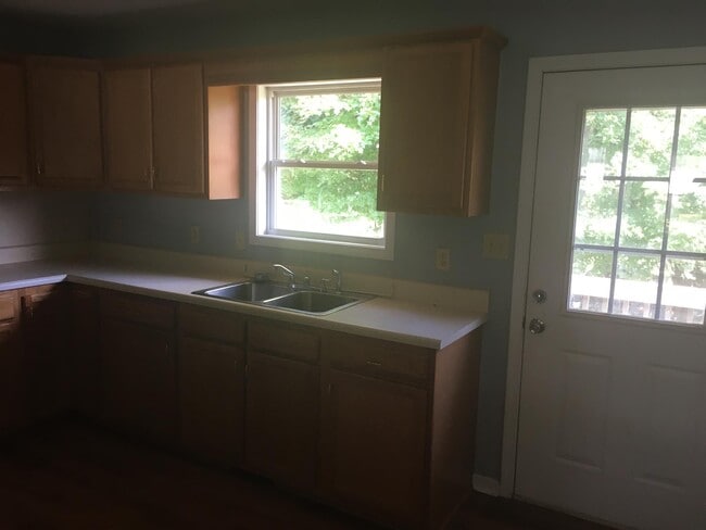 Building Photo - 58 Pleasant Ct