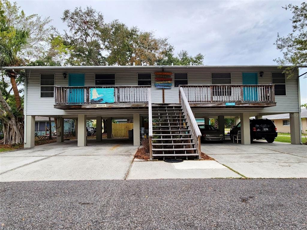 Primary Photo - 7020 Hibiscus Ave S