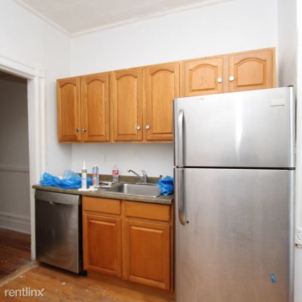 Foto del edificio - 3 br, 1 bath Apartment - 275 Halsey St Apt 4L
