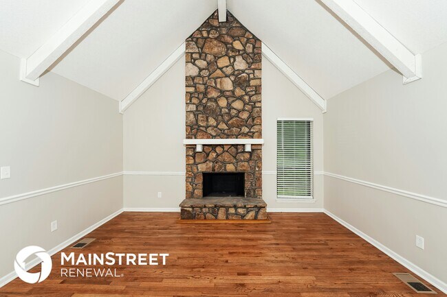 Foto del edificio - 6739 Ridgewood Dr