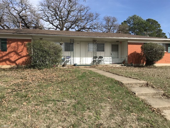 Building Photo - 2 br, 1 bath Duplex - 2016 Bolivar St #B