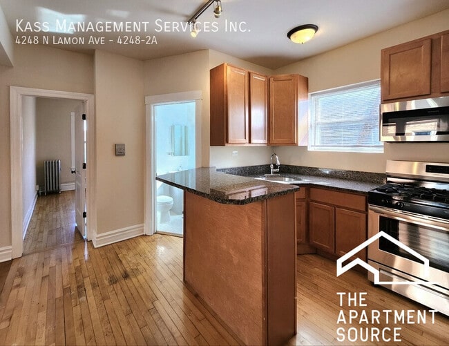 Foto del edificio - 4248 N Lamon Ave