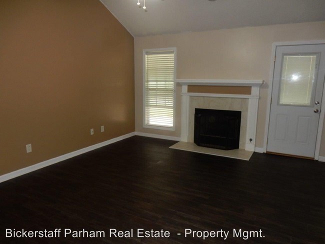 Building Photo - 3 br, 2 bath House - 5812 Gleneden Drive