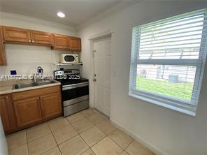 Foto del edificio - 2215 Adams St