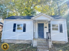 Building Photo - 532 Hanson St