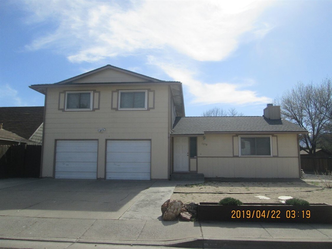 Primary Photo - 1250 E Huffaker Ln