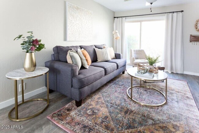Foto del edificio - 4600 N 68th St