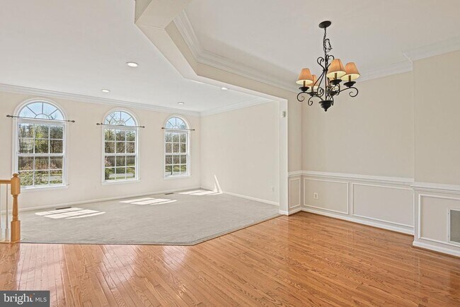 Foto del edificio - 2658 Logan Wood Dr