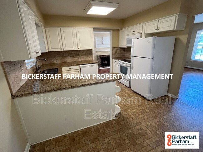 Foto del edificio - 3661 Meadowlark Dr