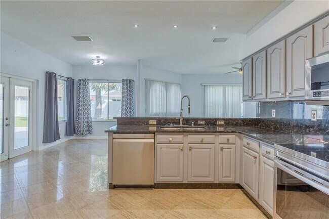 Foto del edificio - 13024 Carlington Ln