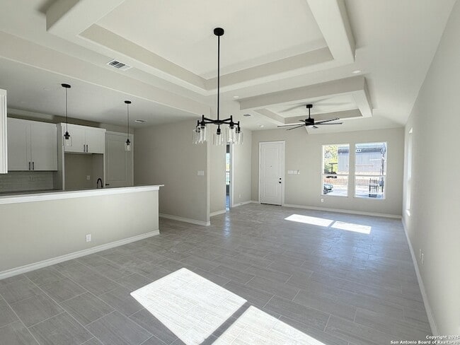 Building Photo - 411 Moselle Ave