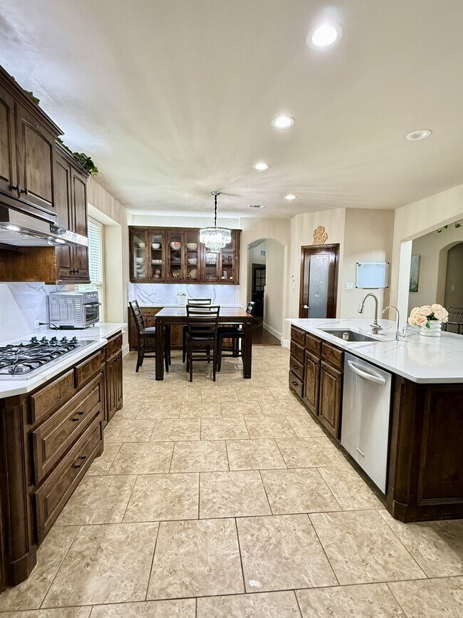 Foto del edificio - 1393 Talley Ln