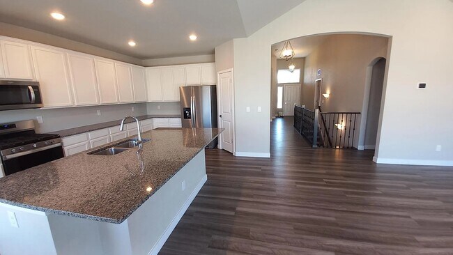 Building Photo - 10523 Summer Rdg Dr