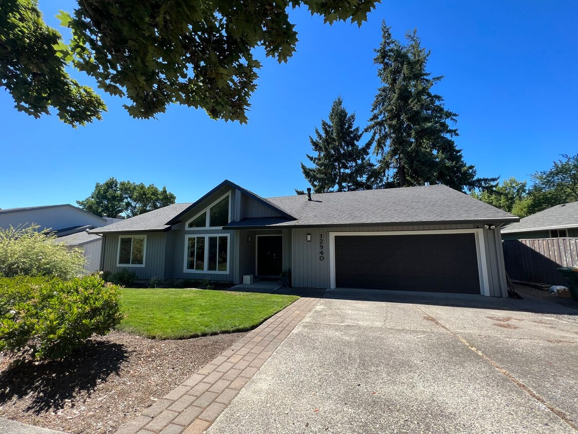 Foto del edificio - Beautiful, modern 3BD/2BTH home in Beaverton