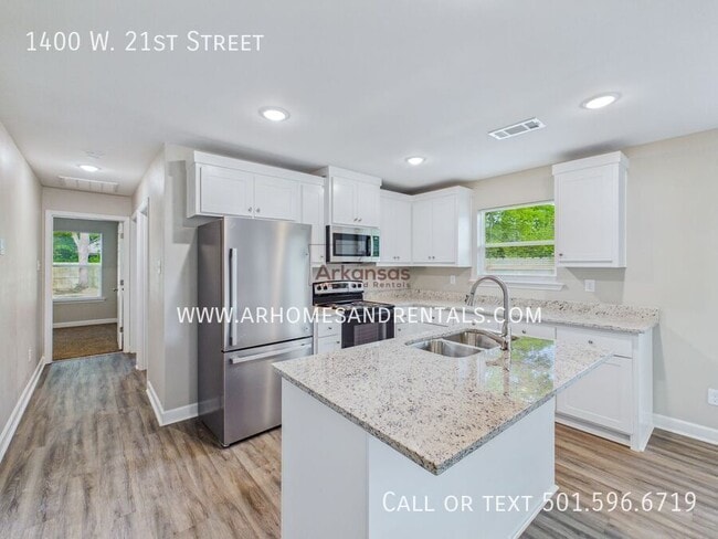 Building Photo - 1400 W 21st St