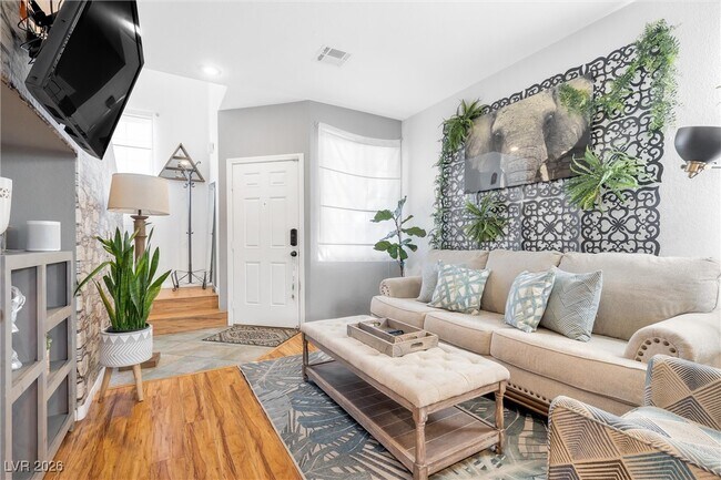 Foto del edificio - 7551 Garden Village Ln