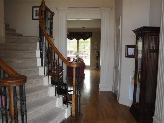 Building Photo - 2416 Creekwood Ct