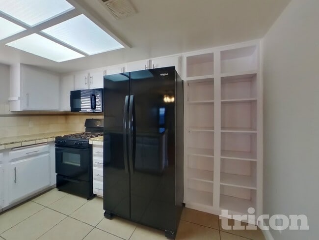 Building Photo - 709 Morrocco Dr