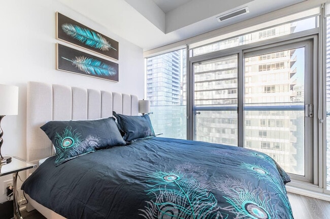 Photo du bâtiment - 18 York St