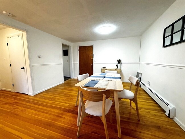 Building Photo - 10 Coffey St