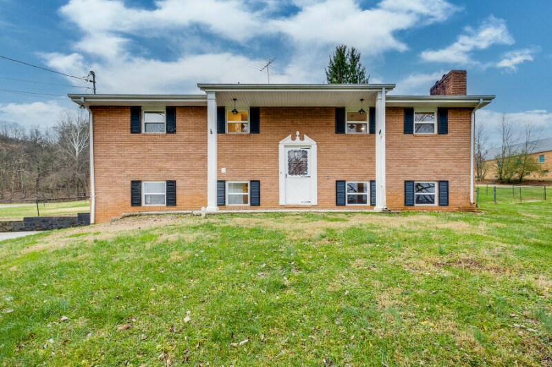 Foto principal - 134 Howes Chapel Rd